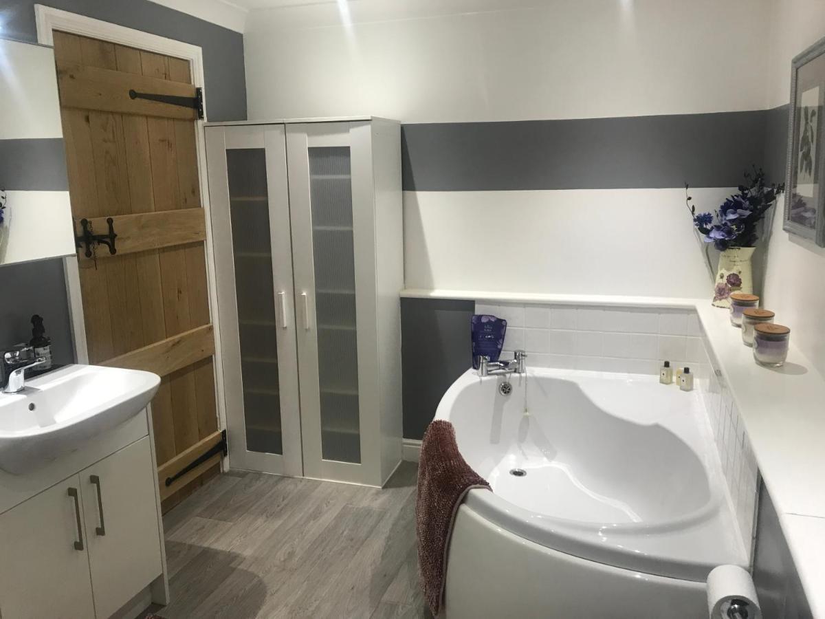 The Master Suite, Enjoy The Countryside In Style Ashover Εξωτερικό φωτογραφία